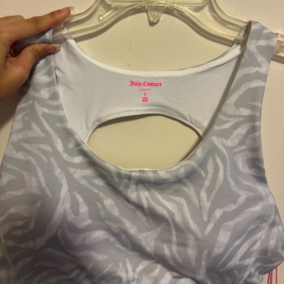 Juicy Couture Sports Bra 🐅 - Picture 5 of 5
